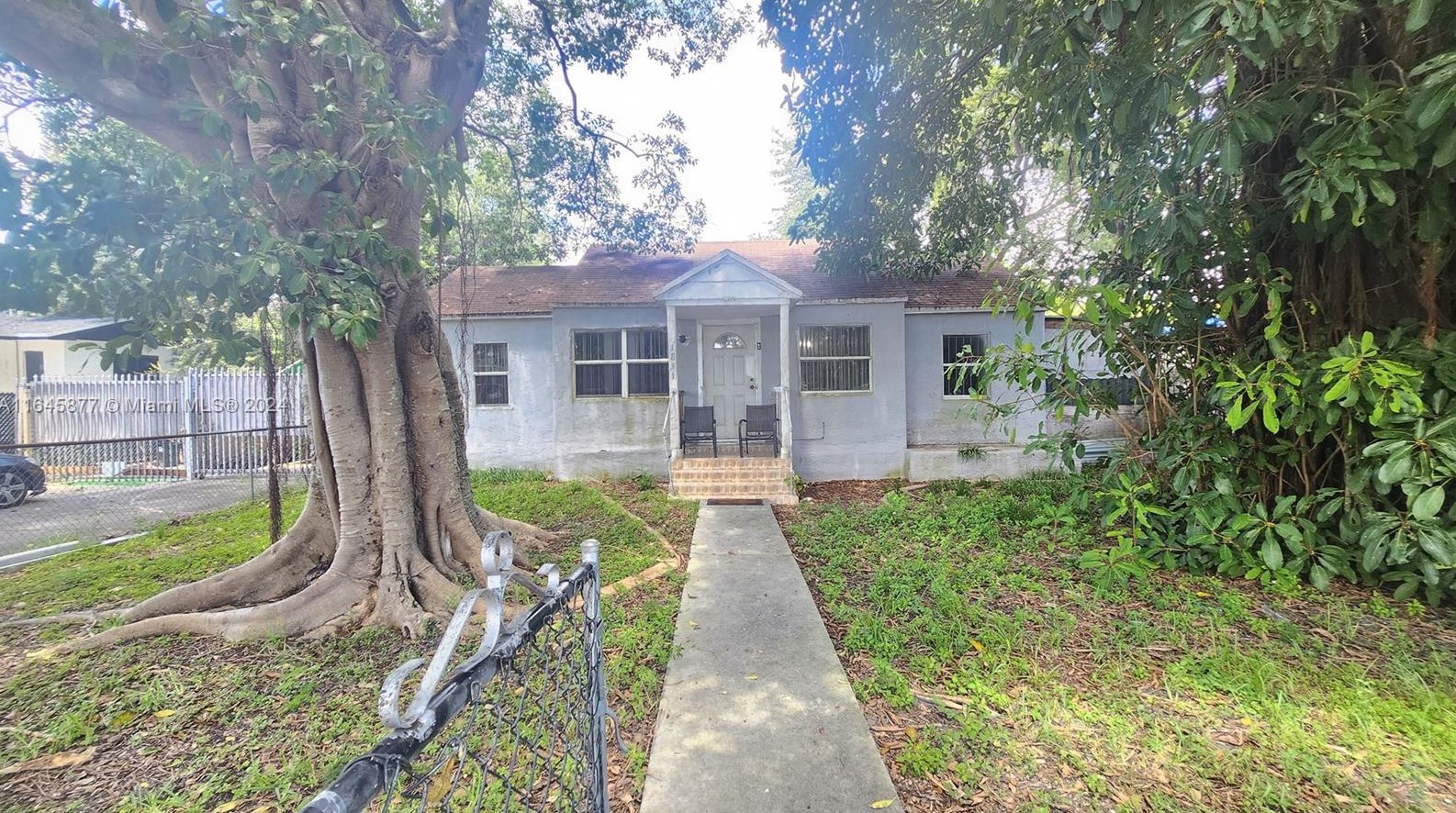 1851 Nw 90th St, Miami, FL 33147