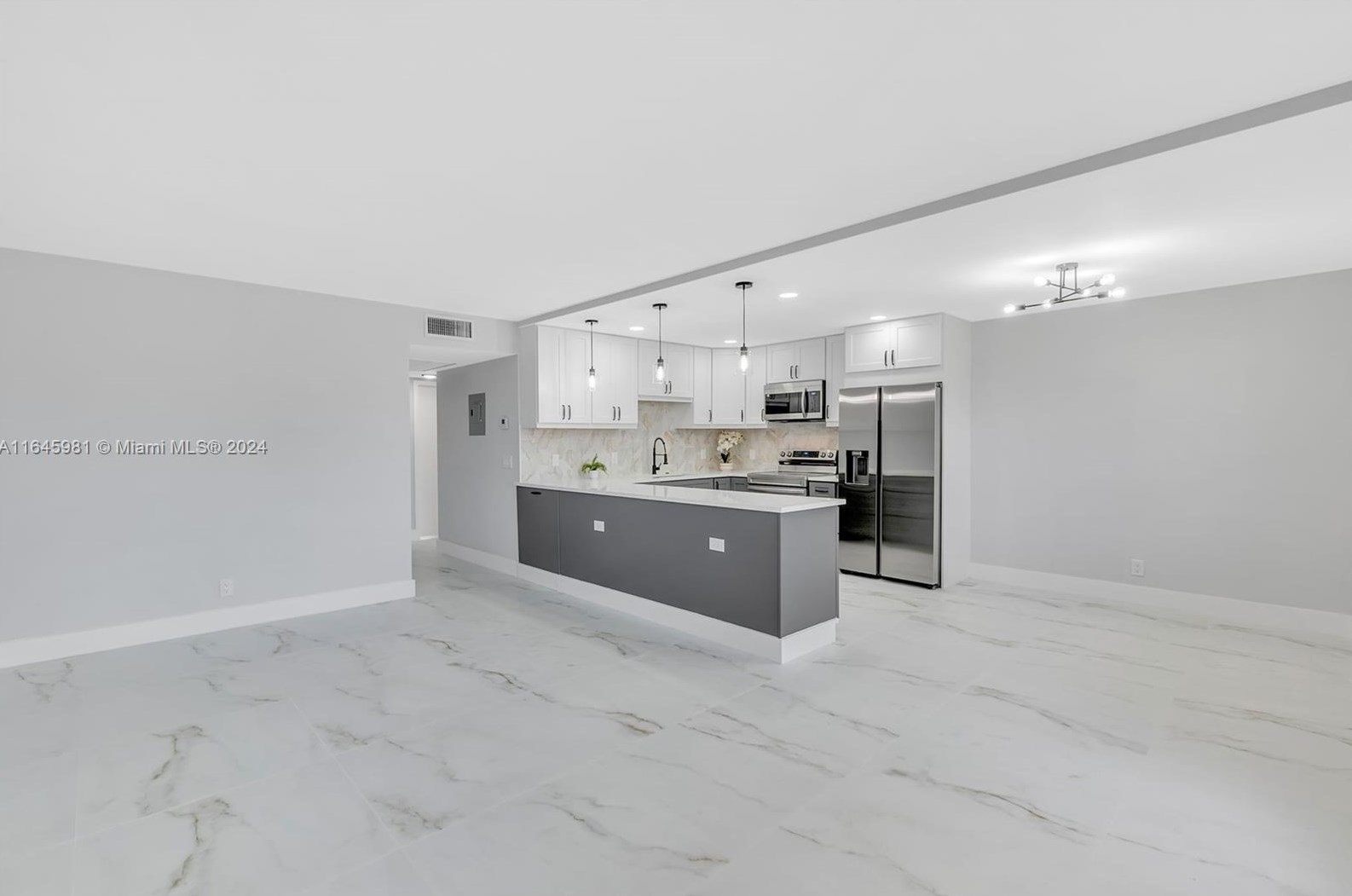 2008 Hythe A #2008, Boca Raton, FL 33434