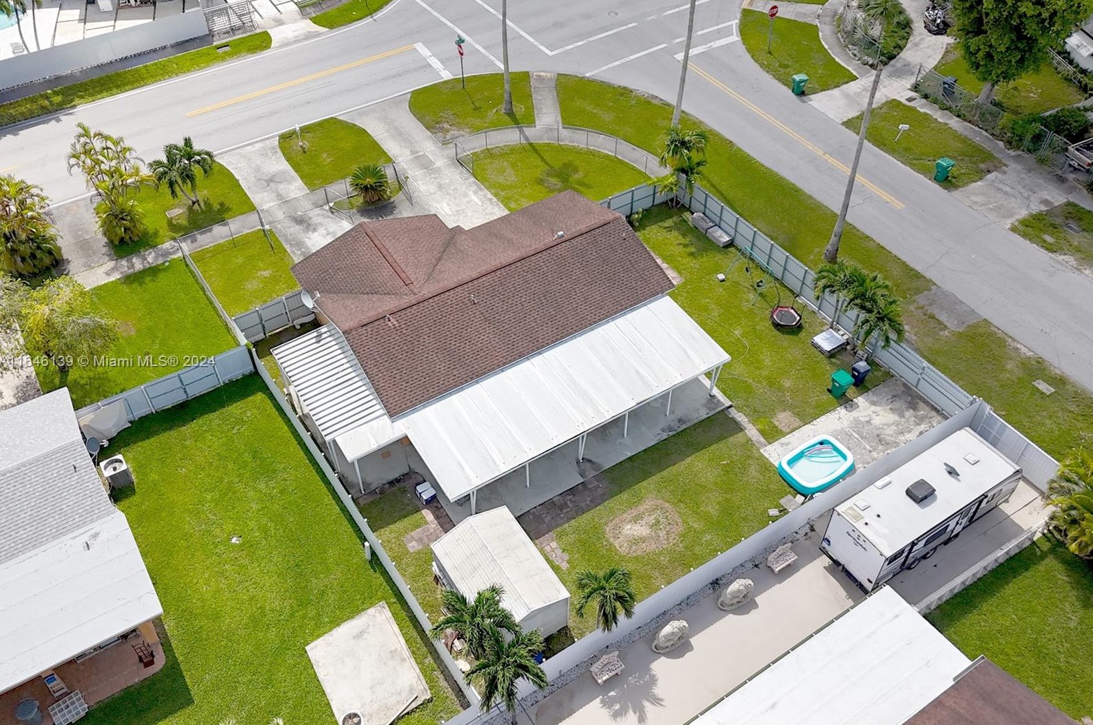 18730 122nd Ave, Miami, FL 33177-3210