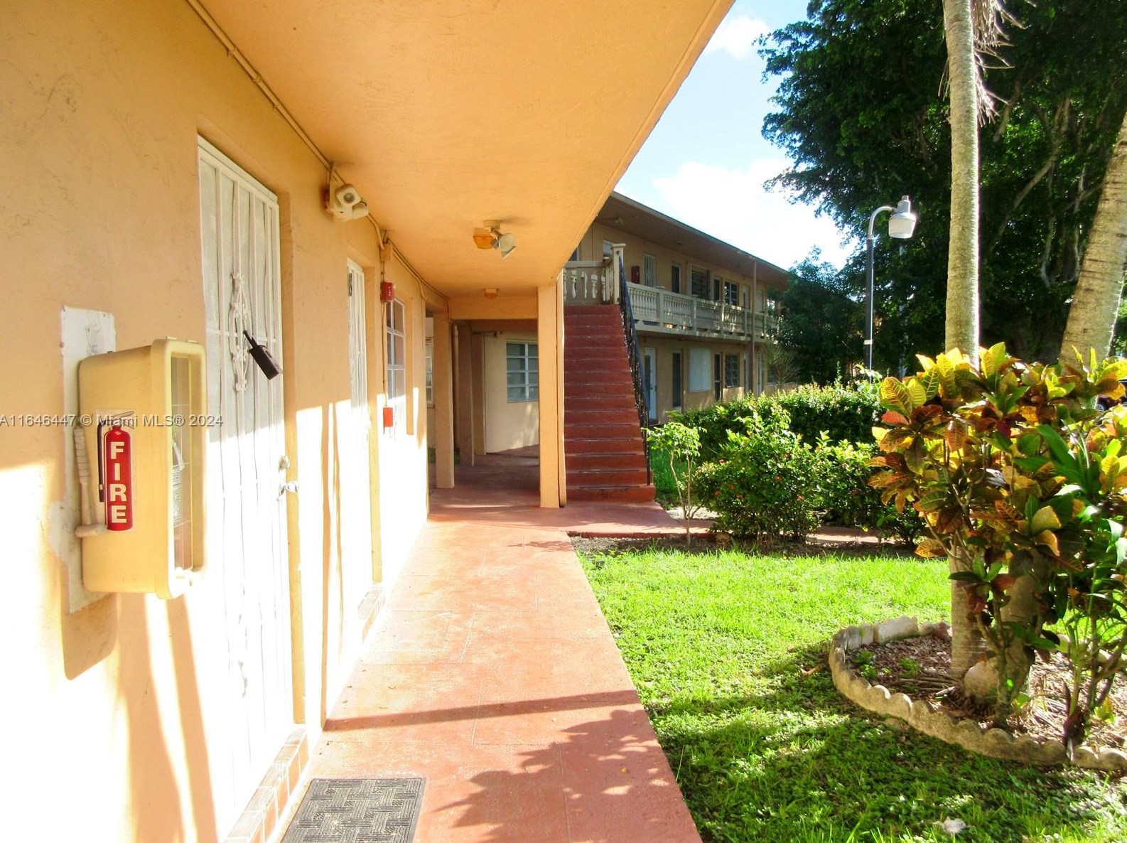 20275 2nd Ave, Miami, FL 33169-2501