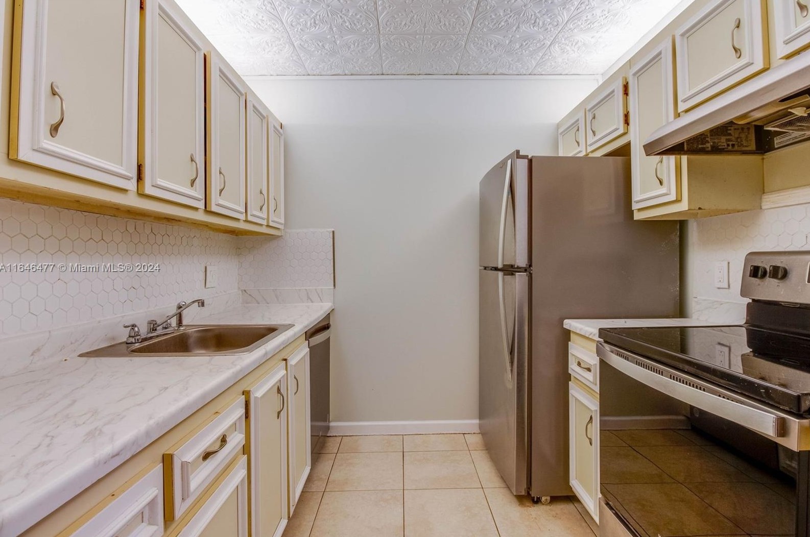 101 Sw 132nd Way #113j, Hollywood, FL 33027