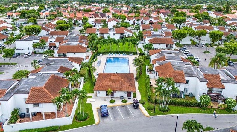 1471 124th Ct, Miami FL  33184-2372 exterior