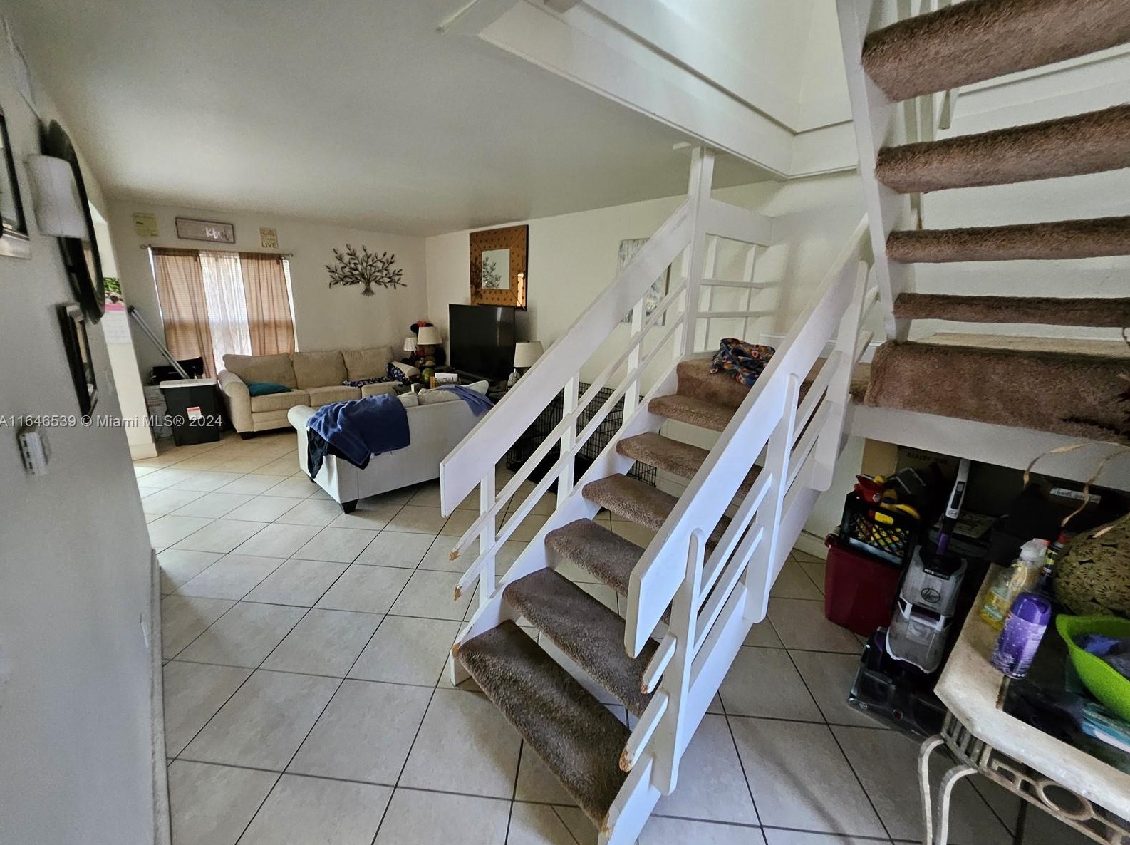 517 1st Ct, Boynton Beach, FL 33435-4804