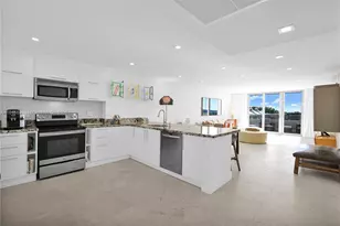5555 Collins Ave, Miami Beach, FL 33140 - Photo 6