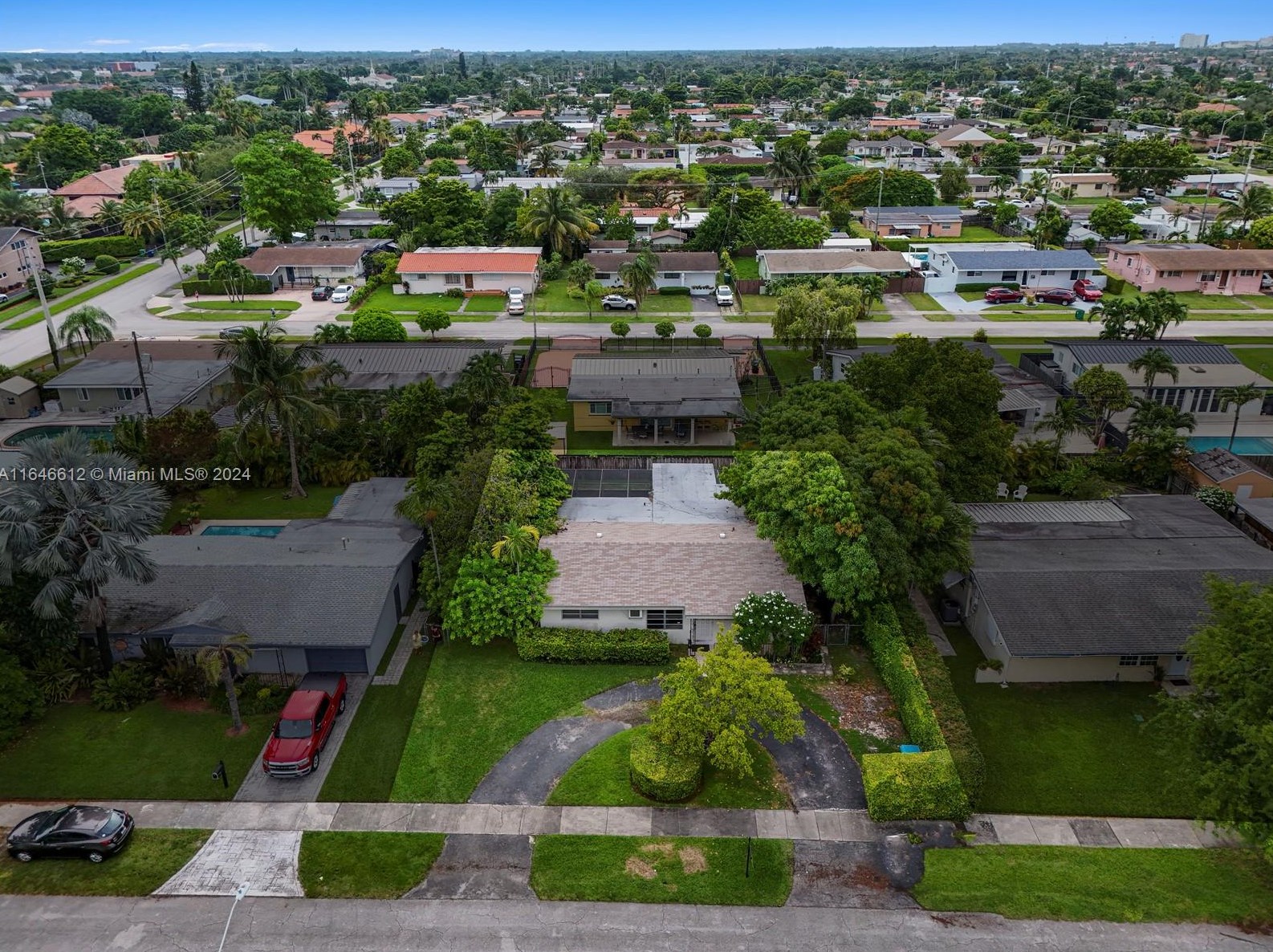 3310 Sw 92nd Ct, Miami, FL 33165