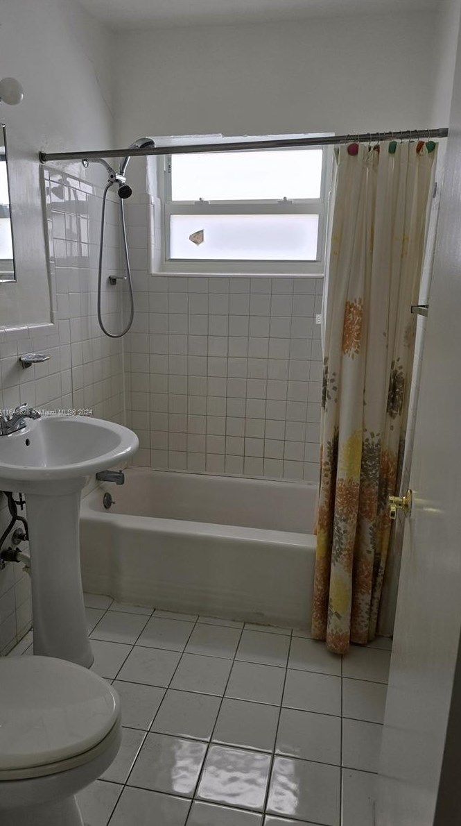 9920 Collins Ave #17, Miami Beach, FL 33154