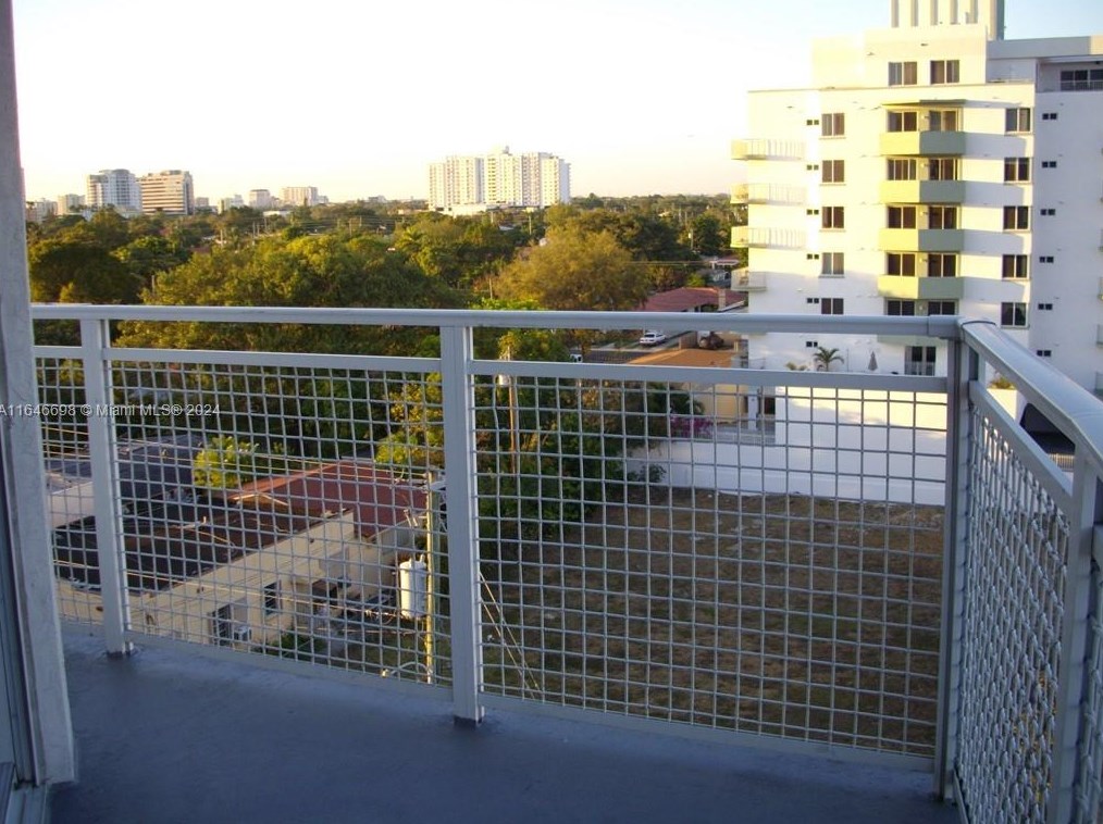 2600 Sw 27th Ave #608, Miami, FL 33133