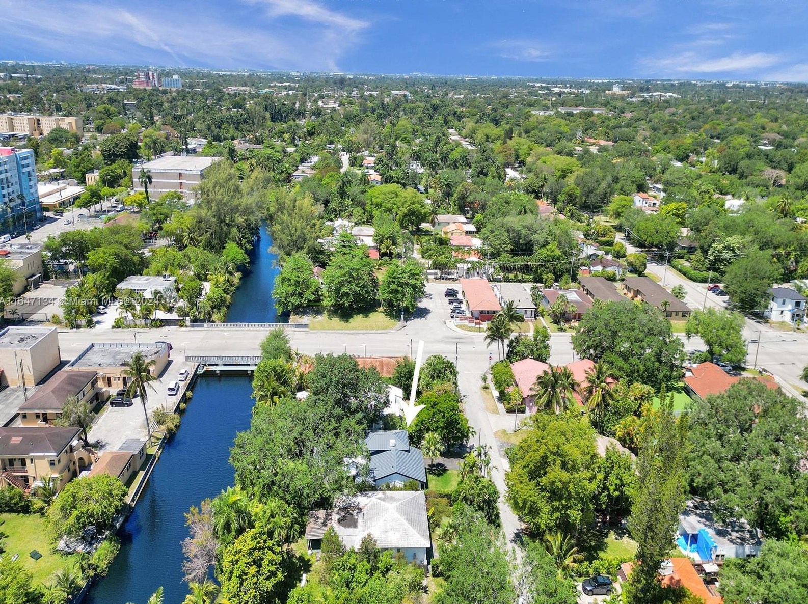 210 85th St, Miami FL  33141-1266 exterior