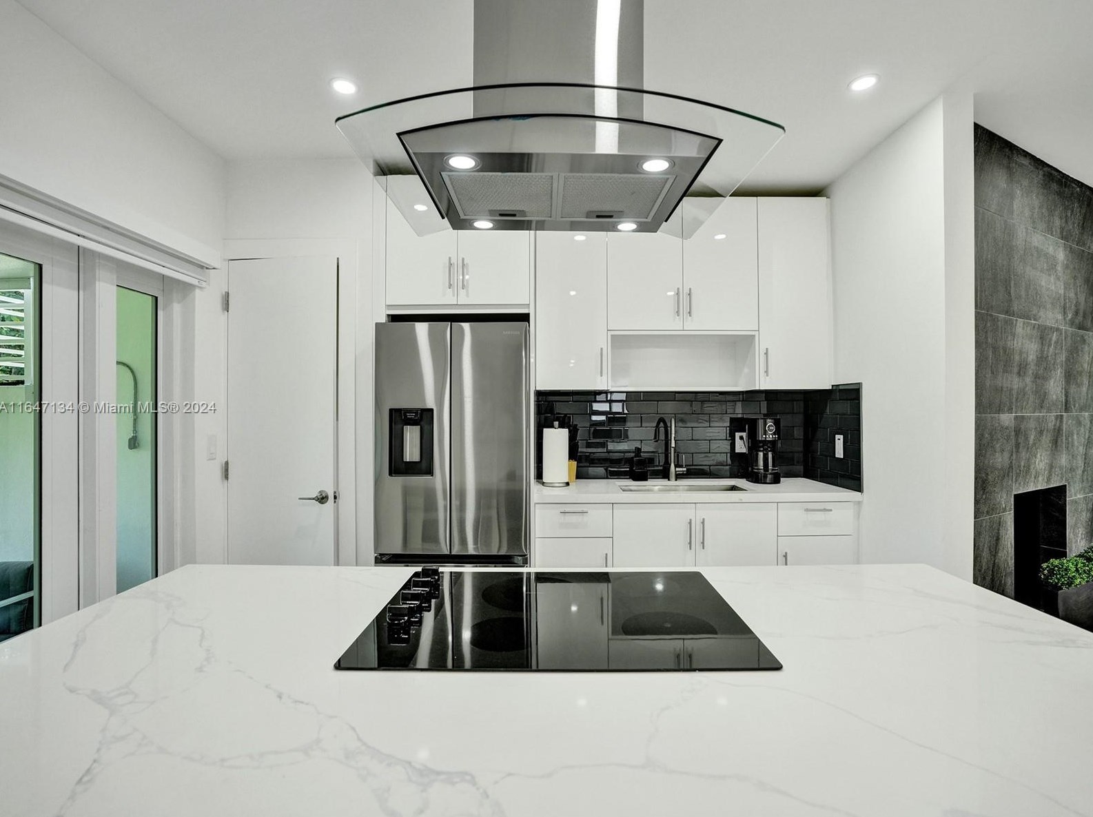 210 85th St, Miami FL  33141-1266 exterior