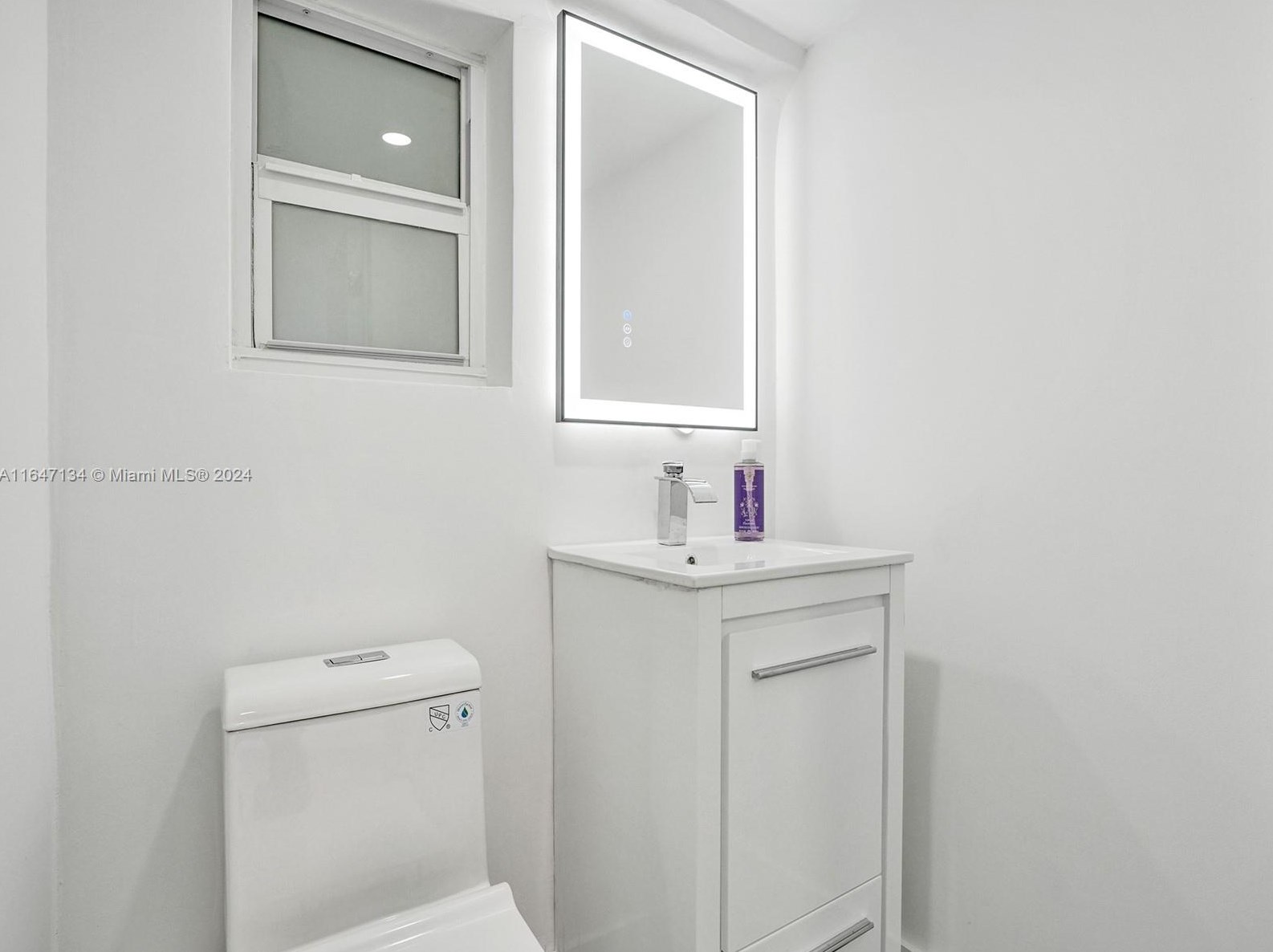 210 85th St, Miami FL  33141-1266 exterior