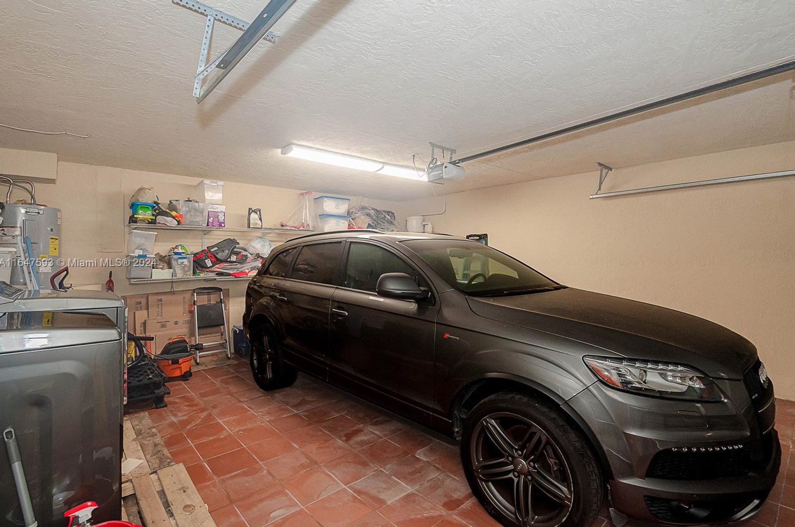 2000 Bayshore Dr, Miami FL  33133-3252 exterior