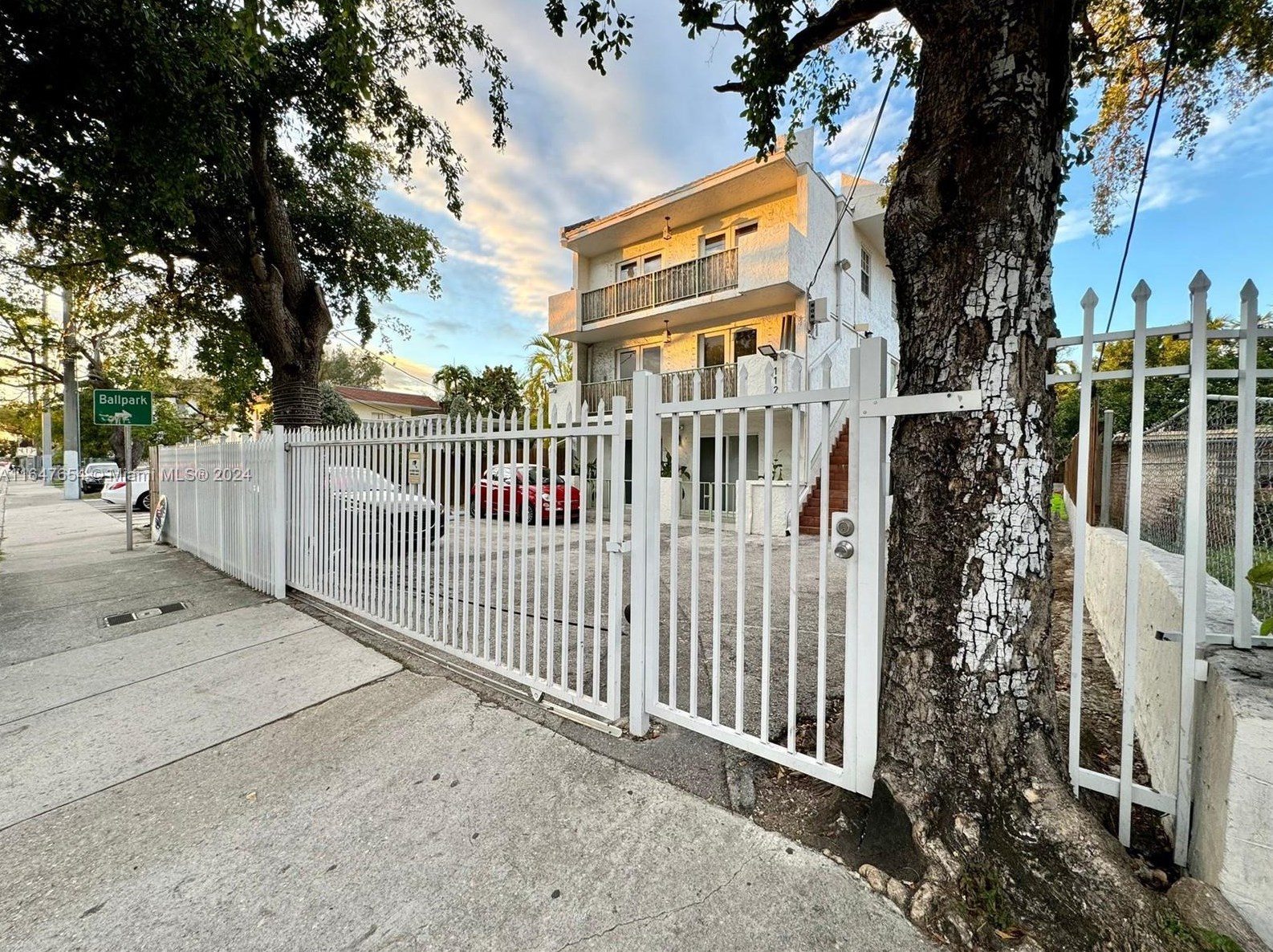 1121 Sw 7th St #1, Miami, FL 33130