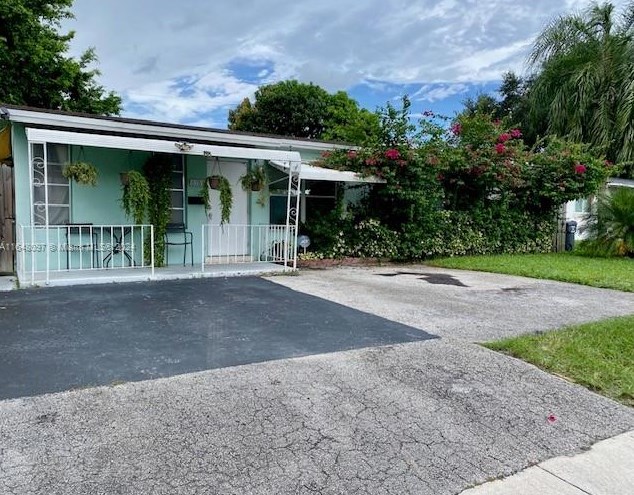 6761 Sheridan St, Hollywood, FL 33024