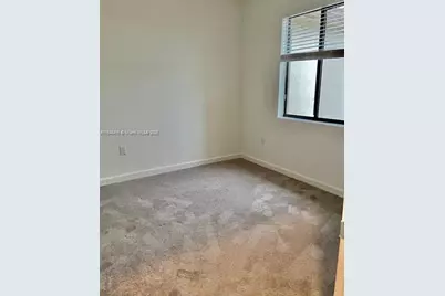 20626 NE 5th Pl #20626, Miami, FL 33179 - Photo 16