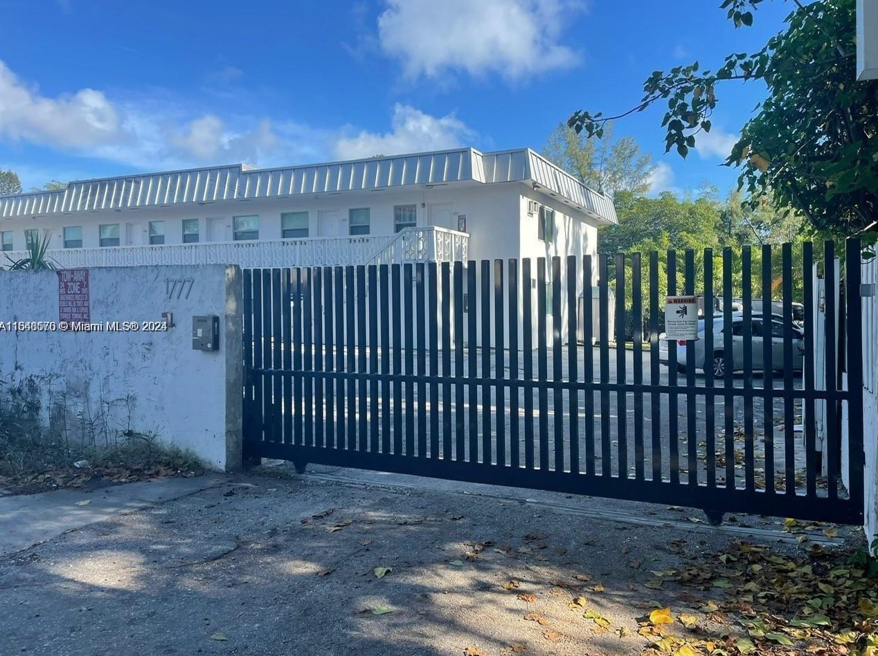 1777 Venice Ln #133, Miami, FL 33181