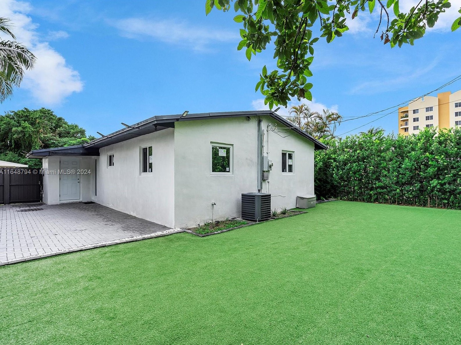 5510 10th Ave, Miami, FL 33127-1416