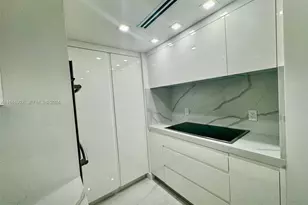 9801 Collins Ave, Bal Harbour, FL 33154 - Photo 10