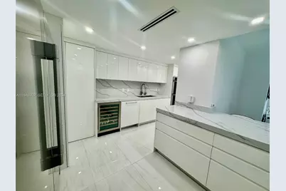 9801 Collins Ave #5U, Bal Harbour, FL 33154 - Photo 2