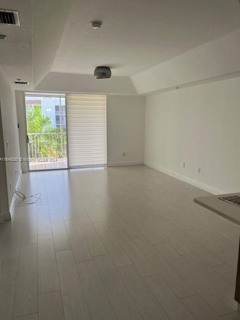 10710 Nw 66th St #404, Miami, FL 33178