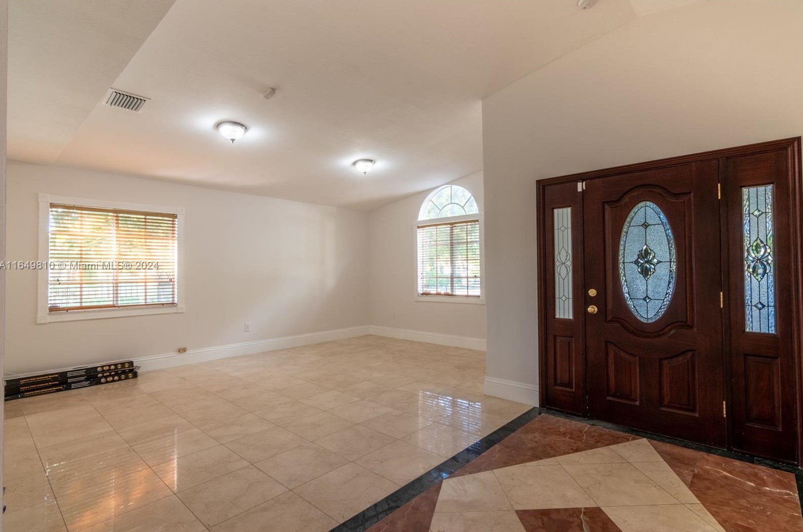 3540 Sw 13th St, Miami, FL 33125