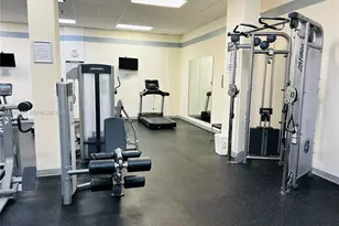 5825 Collins Ave, Miami Beach, FL 33140 - Photo 44