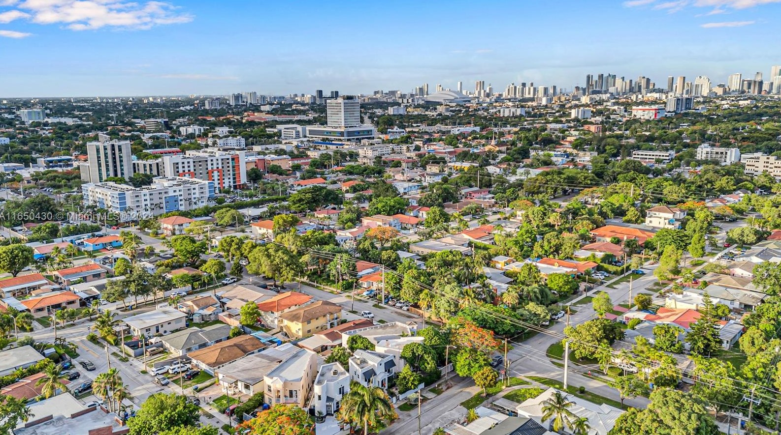 3045 13 St, Miami FL 33125-1919 exterior