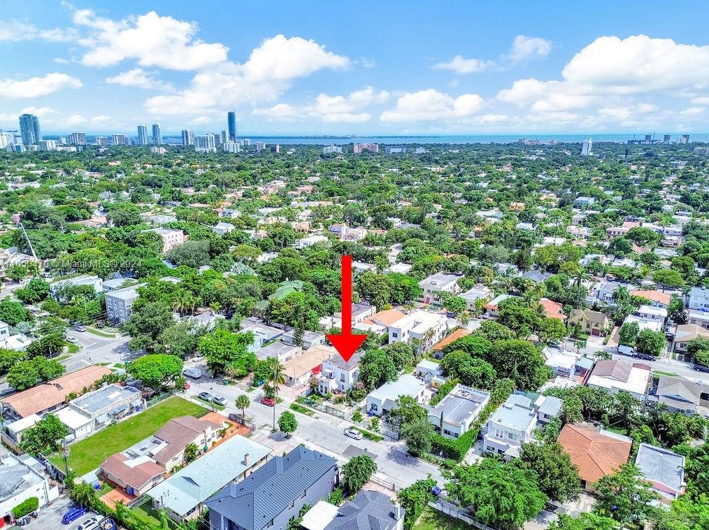 1636 9th St, Miami, FL 33135-5224