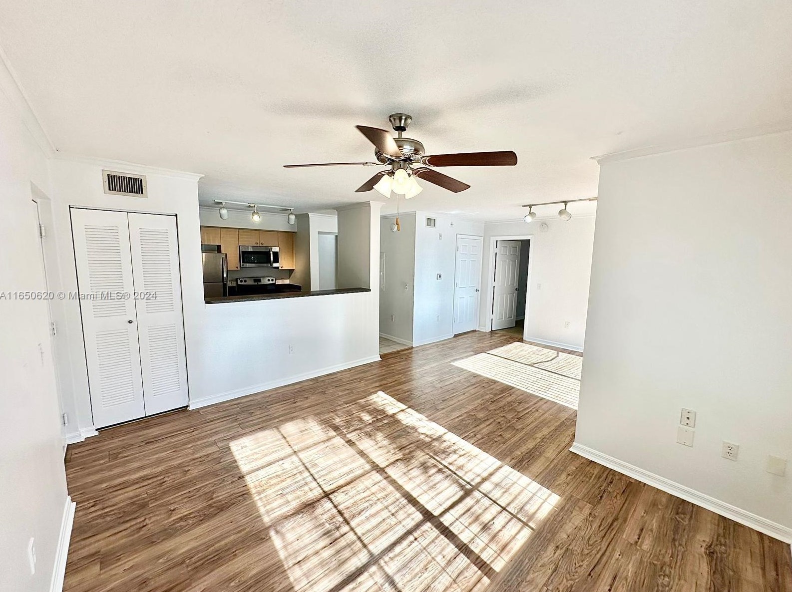 4241 San Marino Blvd #205, West Palm Beach, FL 33409