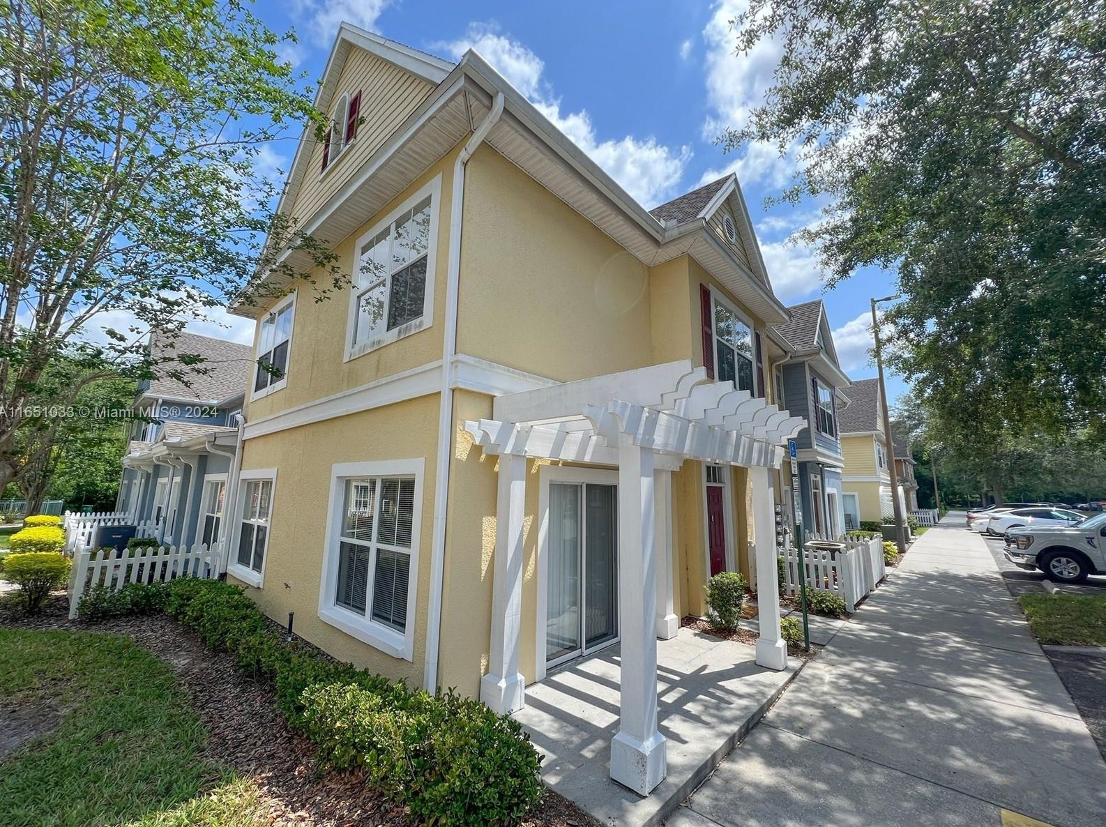 4003 Santa Maria Dr #101, Kissimmee, FL 34741