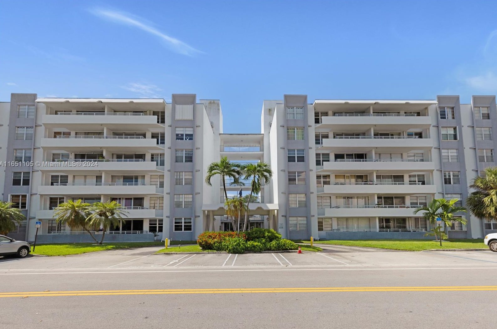 1080 94th St, Miami FL 33138-2945 exterior