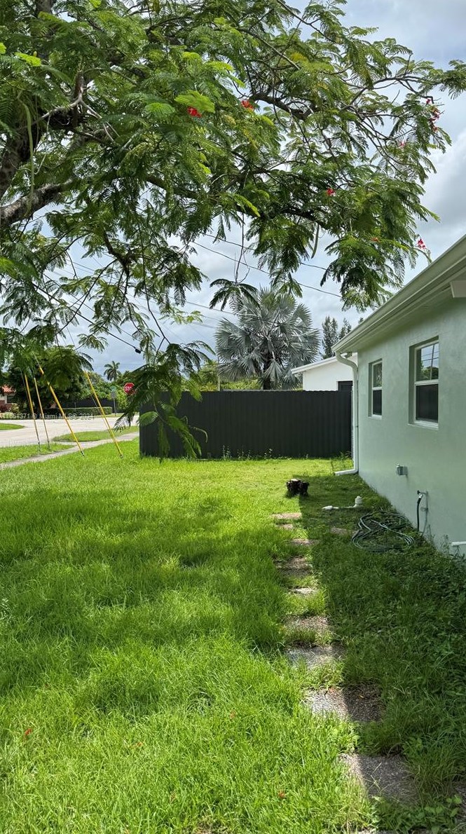 9210 15th St, Miami FL  33174-3110 exterior