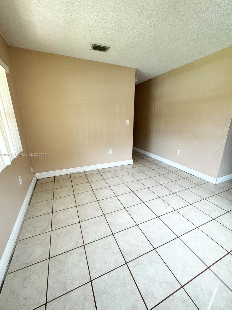 2363 81st Ter, Miami, FL 33147-4863