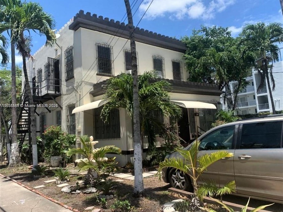 371 Nw 3rd St, Miami, FL 33128