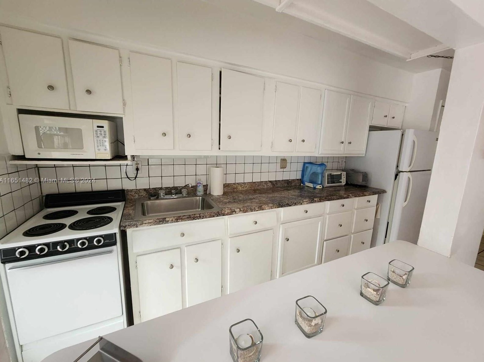 60 Nw 79th St #11a, Miami, FL 33150