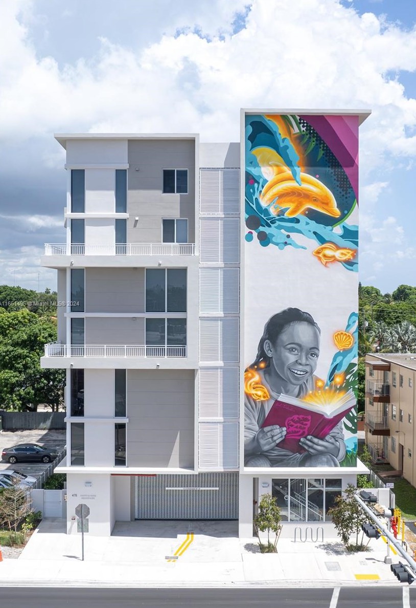 475 Ne 125th #702, Miami, FL 33161