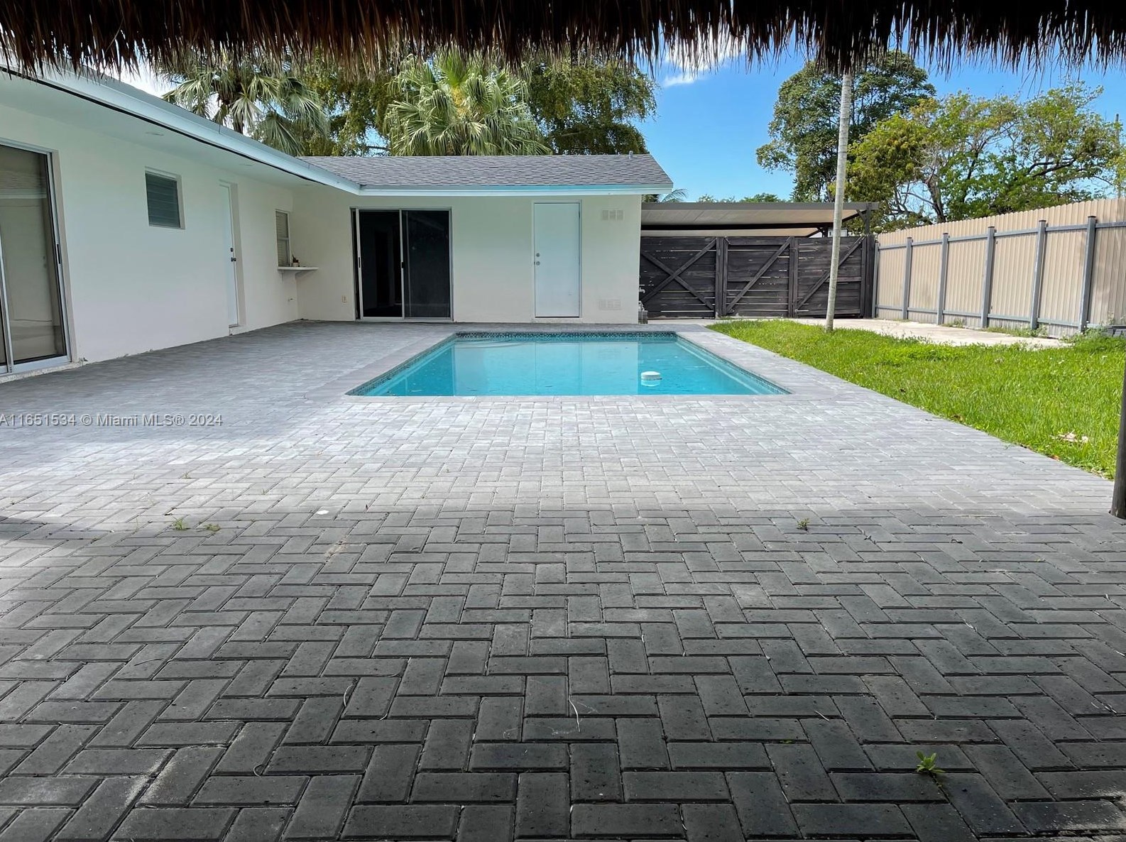 18923 92nd Ave, Miami, FL 33157-7917