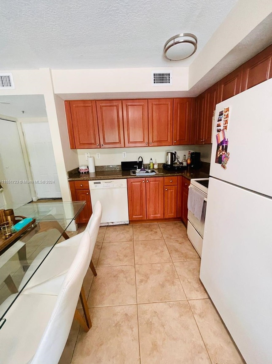 630 85th St #102, Miami, FL 33141