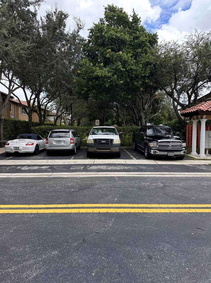 4962 128th Ave, Hollywood, FL 33027-5829