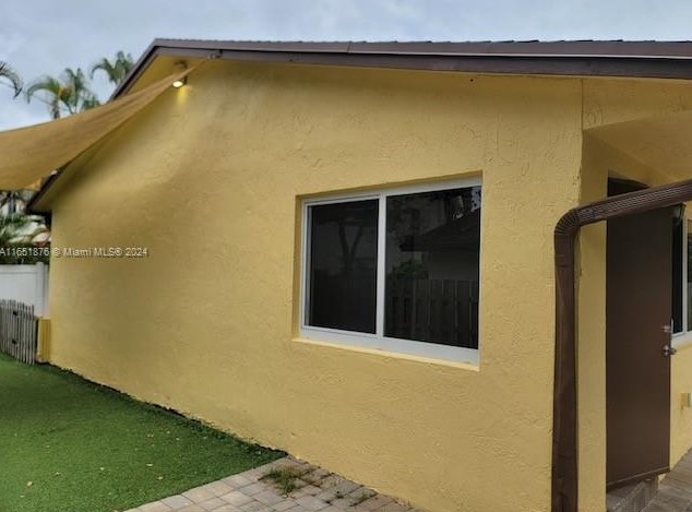 3490 Atlanta St #b, Hollywood, FL 33021