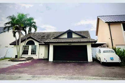 18818 NW 80 Ave, Hialeah, FL 33015 - Photo 1