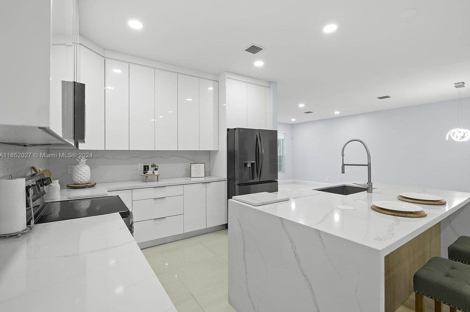 16296 Sw 26th St, Hollywood, FL 33027