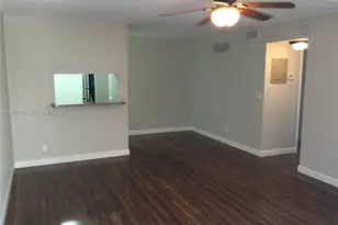 1028 Twin Lakes Dr, Coral Springs, FL 33071 - Photo 2