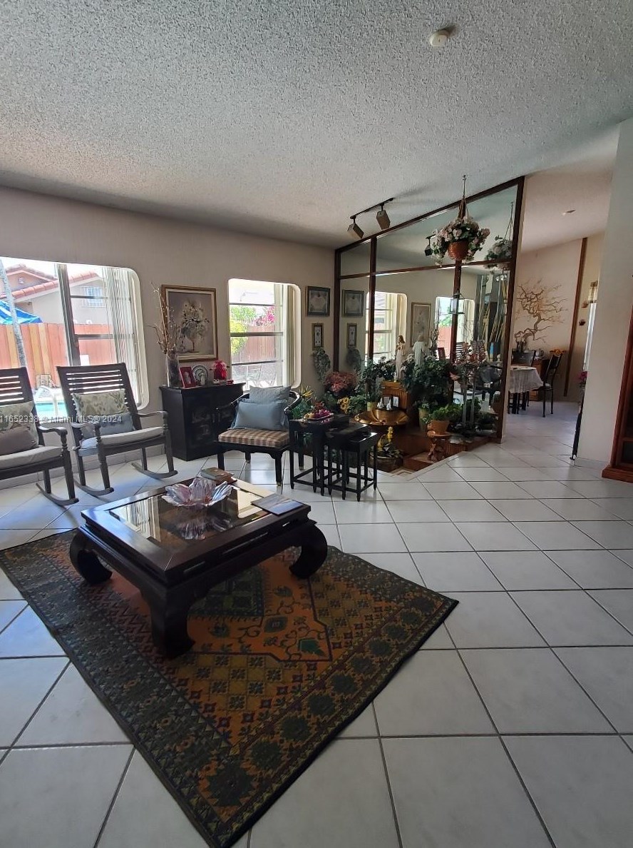 1210 104th Ave, Miami FL 33176-6080 exterior