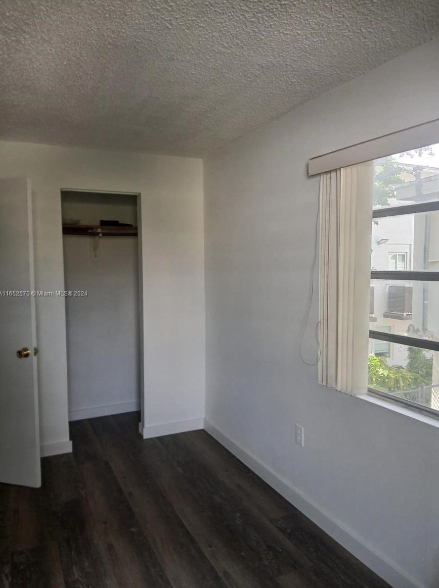 550 Nw 1st St #c-2, Miami, FL 33128