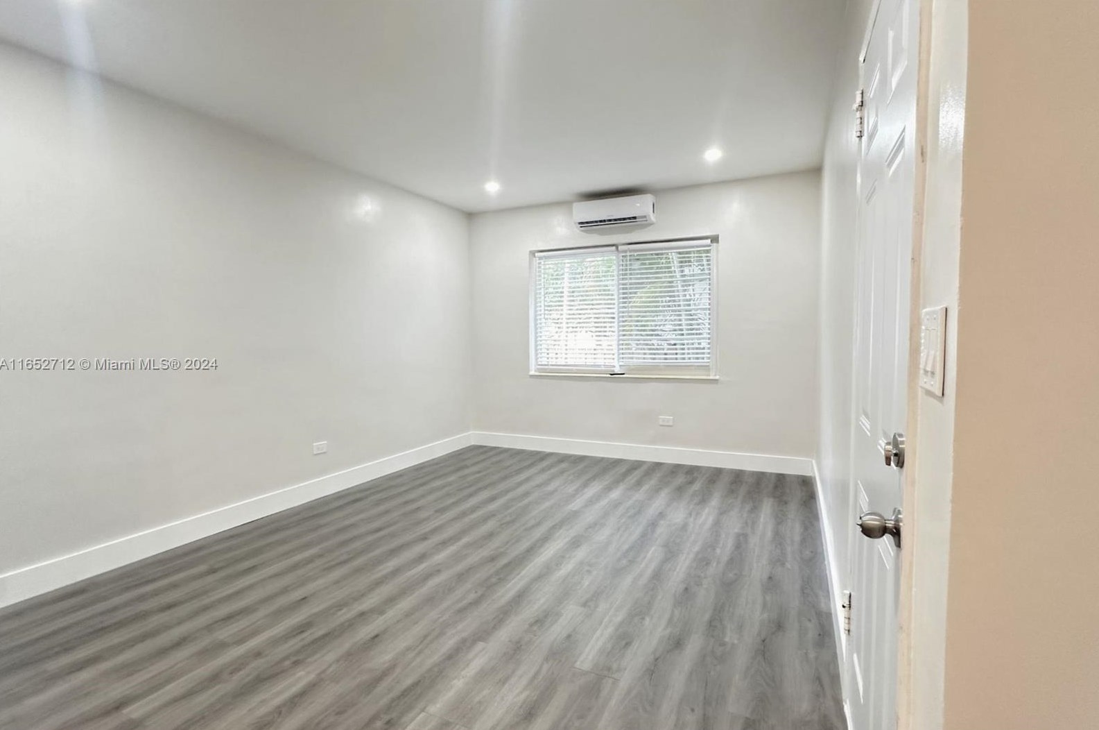 1537 Jefferson Ave #8, Miami, FL 33139