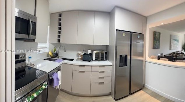 8900 Washington Blvd #304a, Hollywood, FL 33025