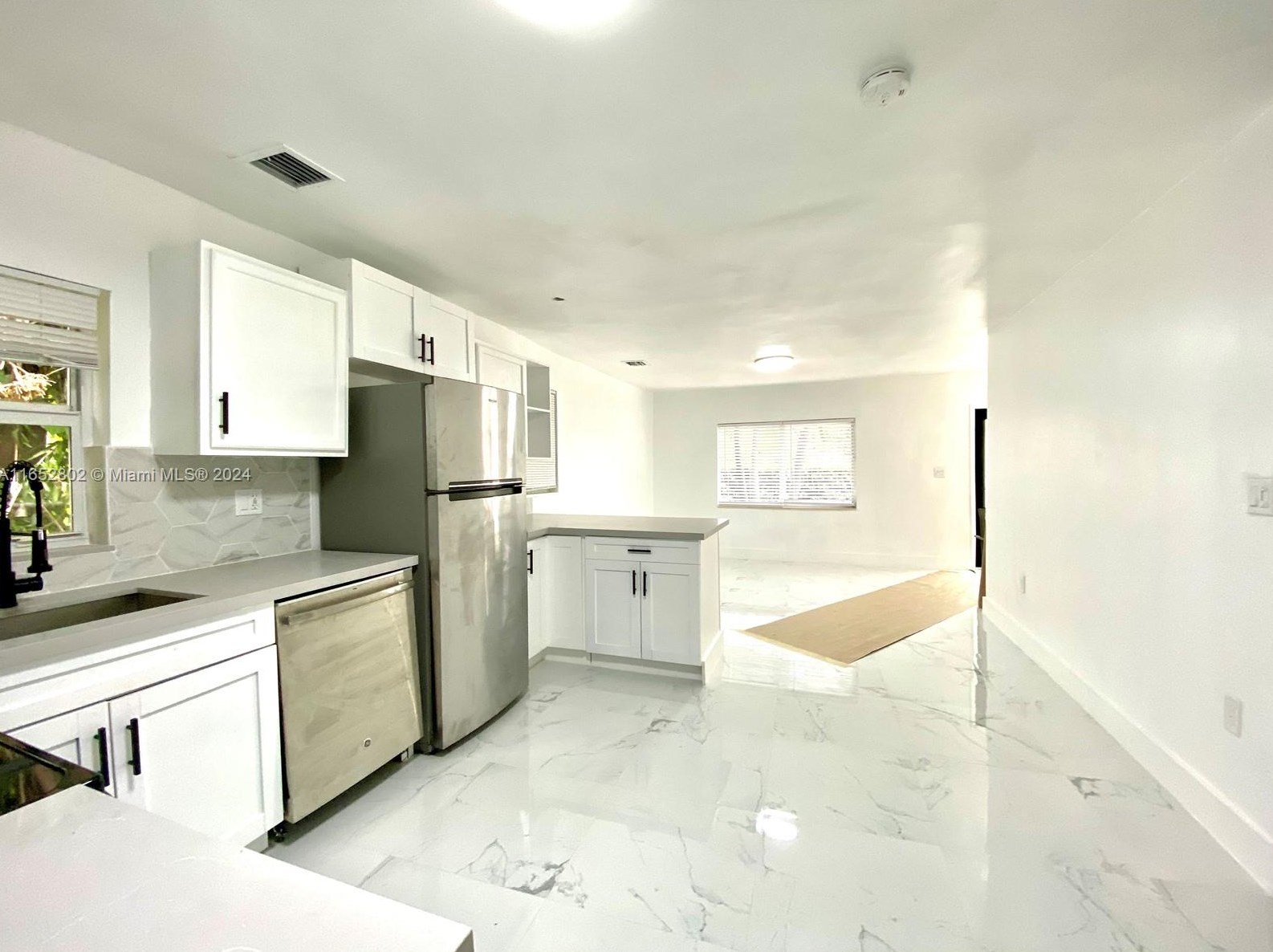 3346 9th Ave, Miami FL 33162-5217 exterior