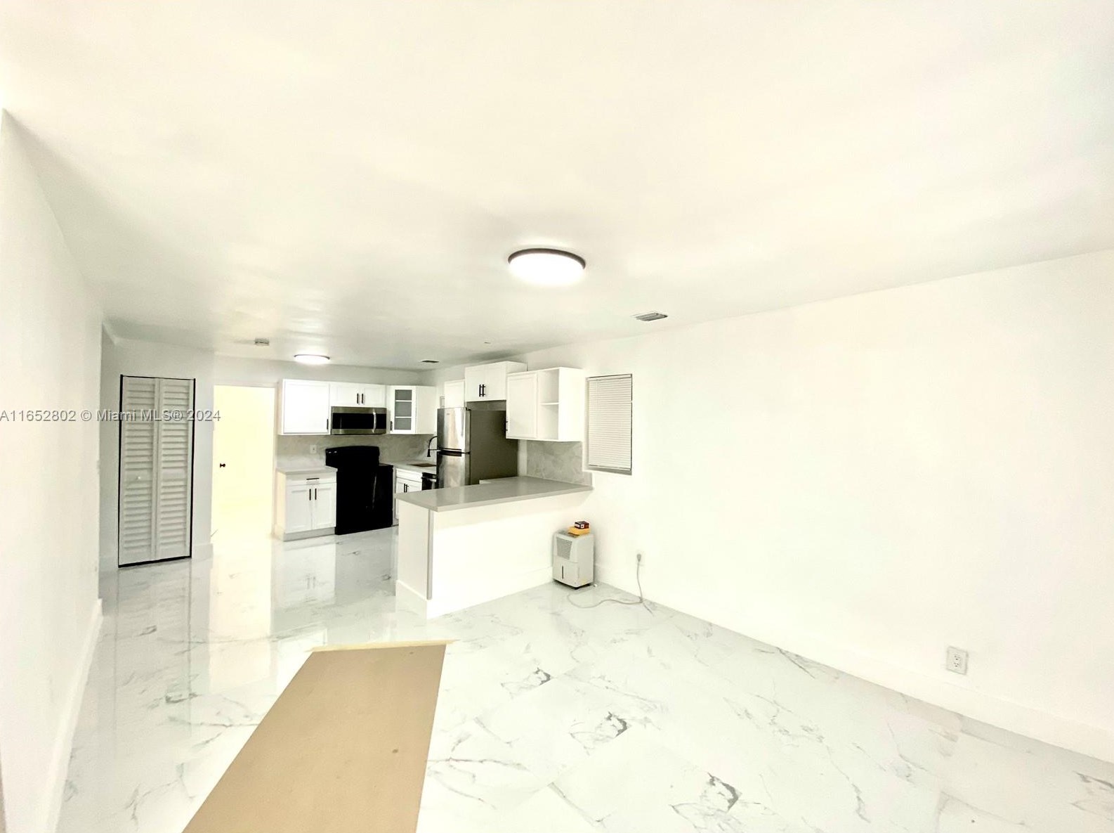 3346 9th Ave, Miami FL 33162-5217 exterior