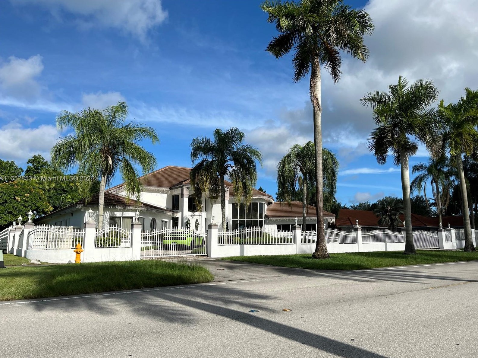 13251 107th Ave, Miami, FL 33176-6044