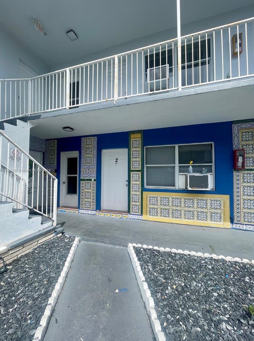 7271 Gary Ave #2, Miami Beach, FL 33141